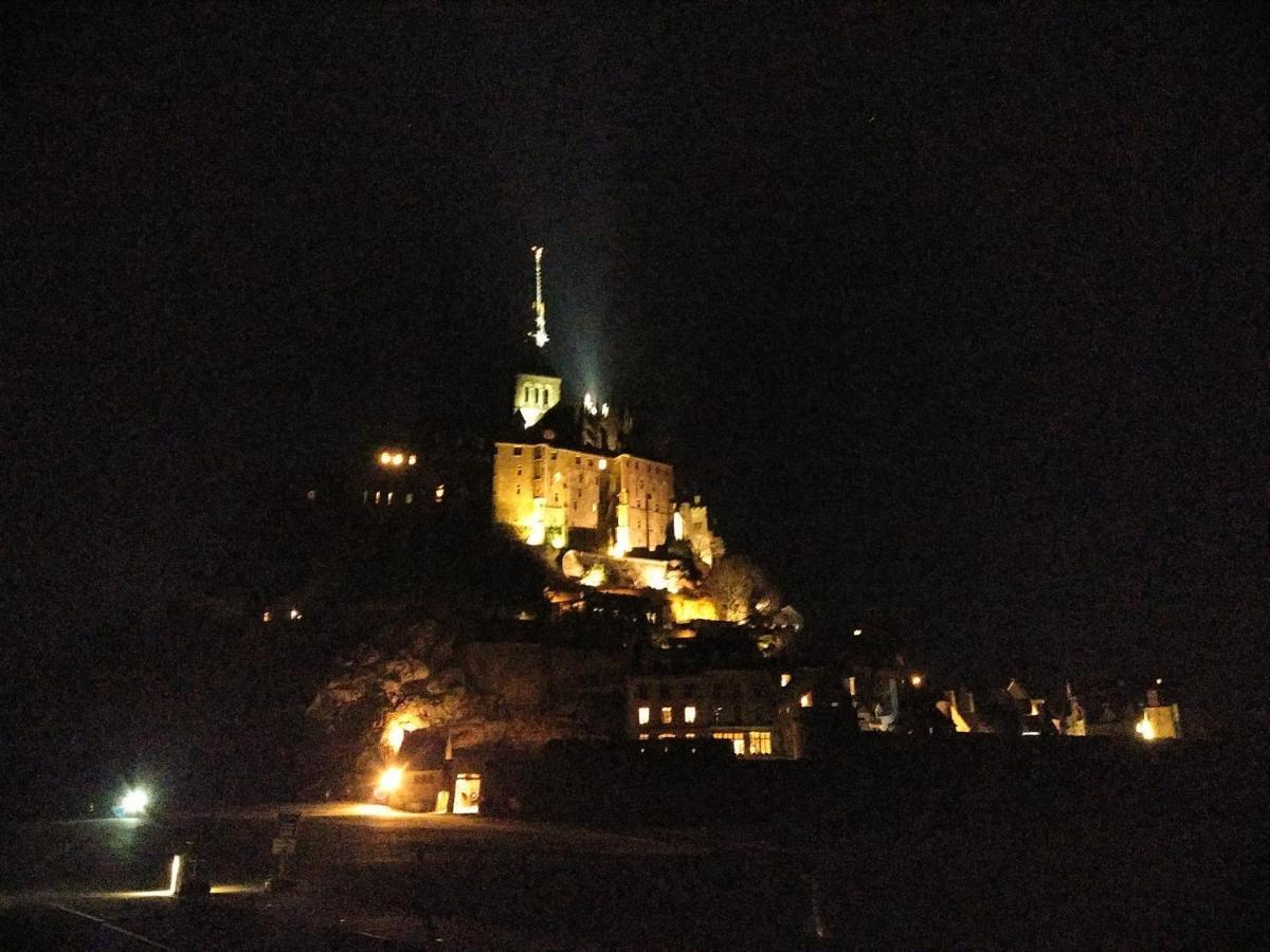 شقة Au Coeur De Bourg... سان - لونيه المظهر الخارجي الصورة